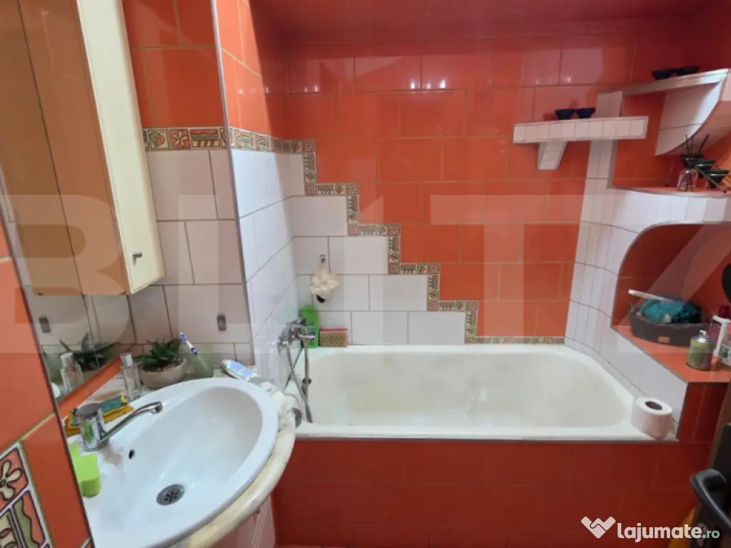 Oportunitate- Casă în zonă centrală 