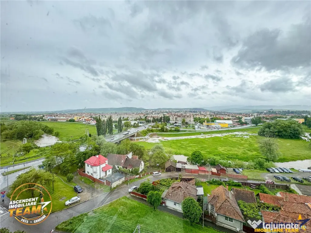 FILM!Apartament 3 camere,decomandat, vedere panoramica,Garii 