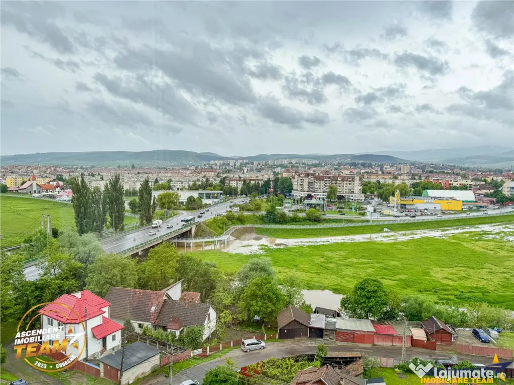 FILM!Apartament 3 camere,decomandat, vedere panoramica,Garii 