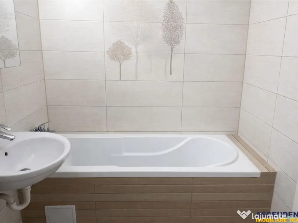 Apartament trei camere, decomandat, etaj2, Maurer Tractorul, 