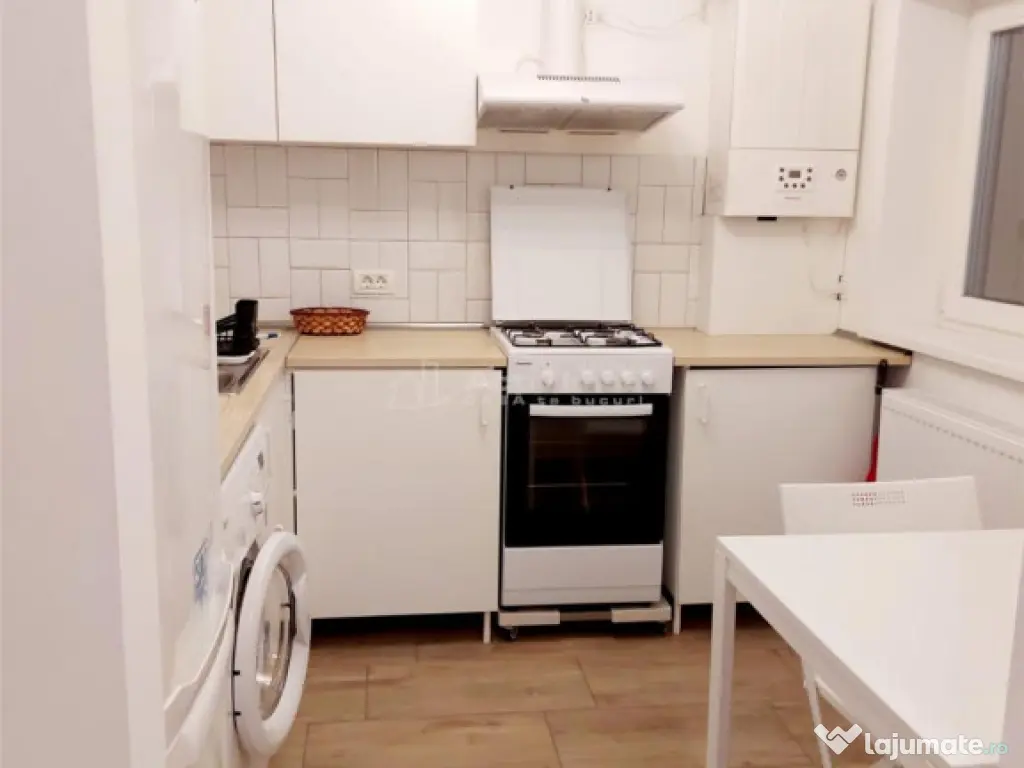 Vila P 1, 3 Camere, Eroii Revolutiei/ Viilor, 10 min Metrou 