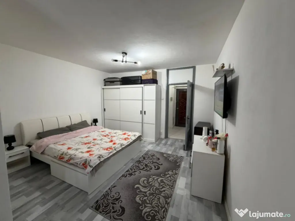 Militari, Piața Veteranilor, garsoniera 31mp, etaj 1, bloc 