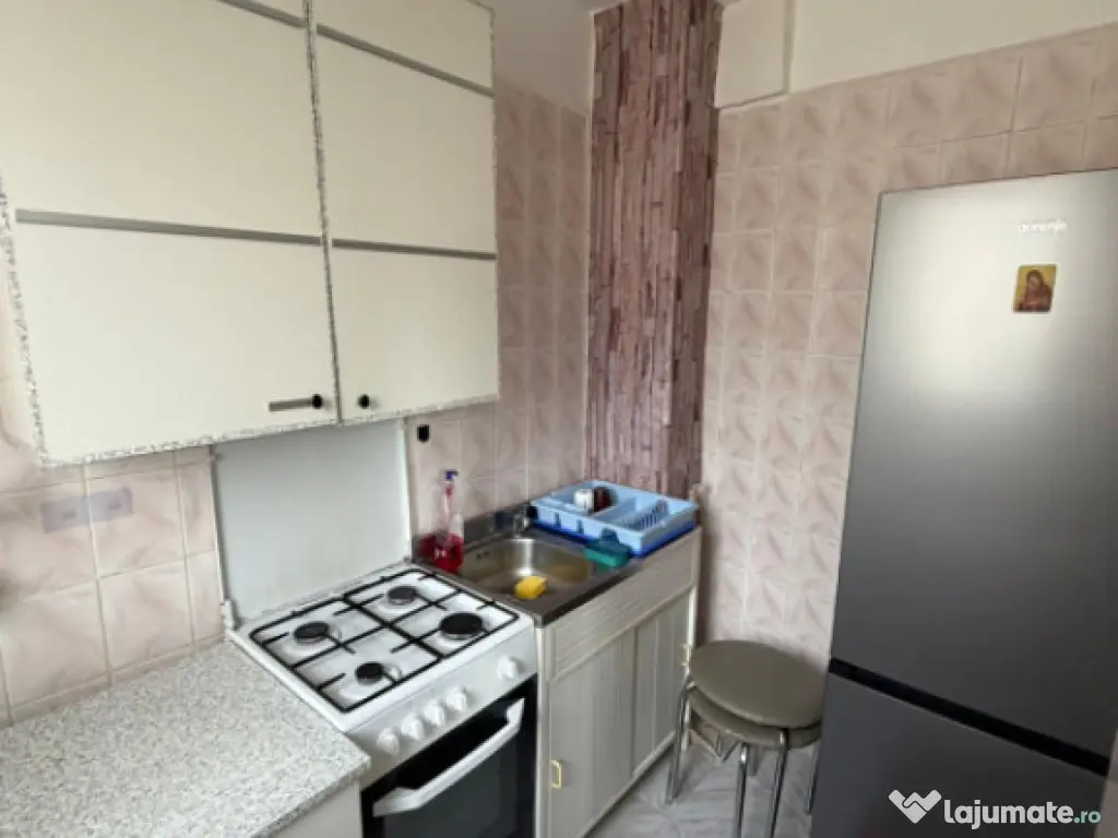 Militari, Piața Veteranilor, garsoniera 31mp, etaj 1, bloc 