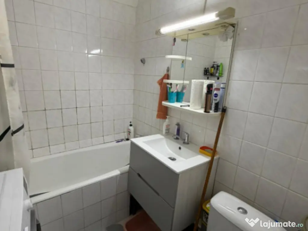 Militari, Piața Veteranilor, garsoniera 31mp, etaj 1, bloc 