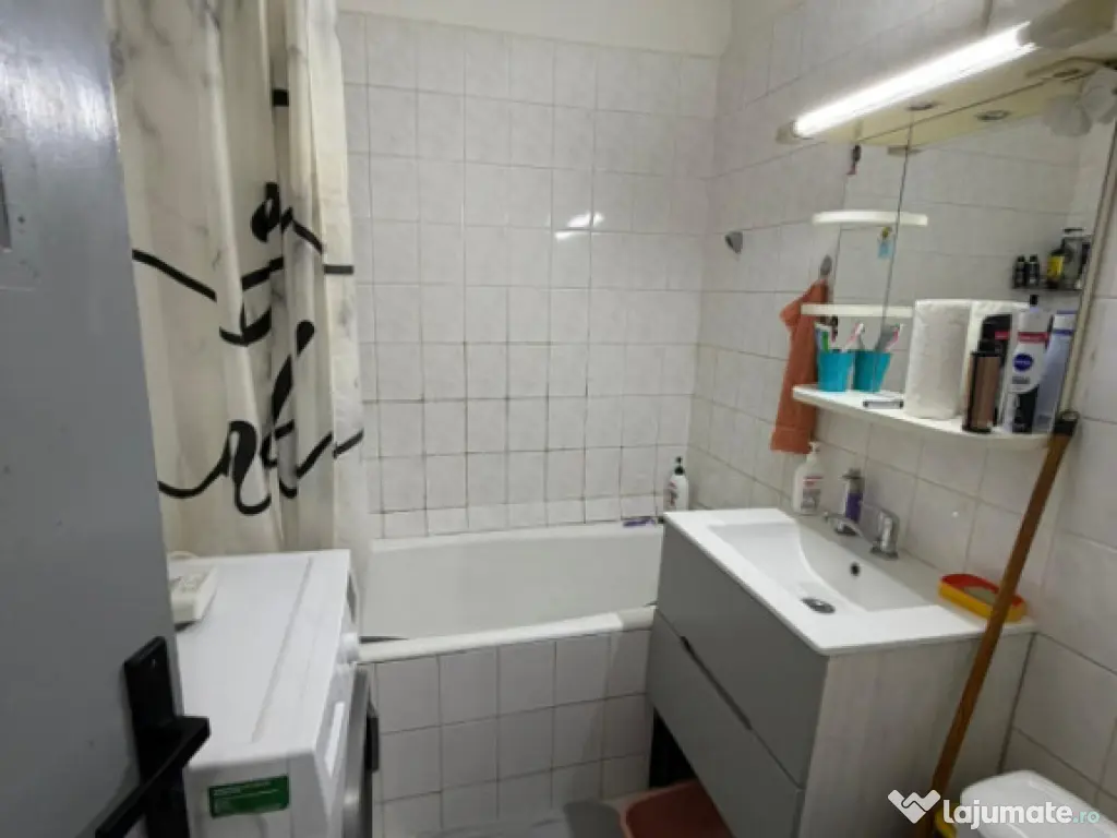 Militari, Piața Veteranilor, garsoniera 31mp, etaj 1, bloc 