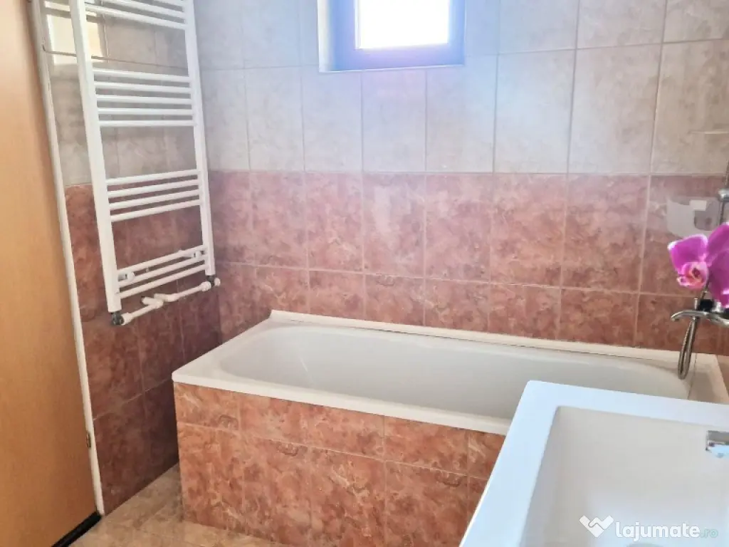 Apartament de vânzare,3 camere,bloc cu piscină Pitești,Tancodrom