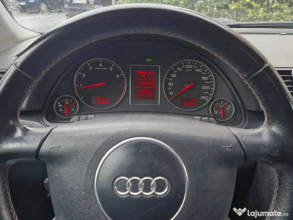 Audi A4 B6 motor 2 litri ALT