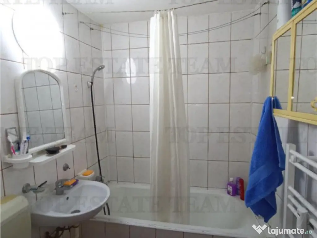 Apartament frumos cu doua camere la parter plus boxa intr-un 