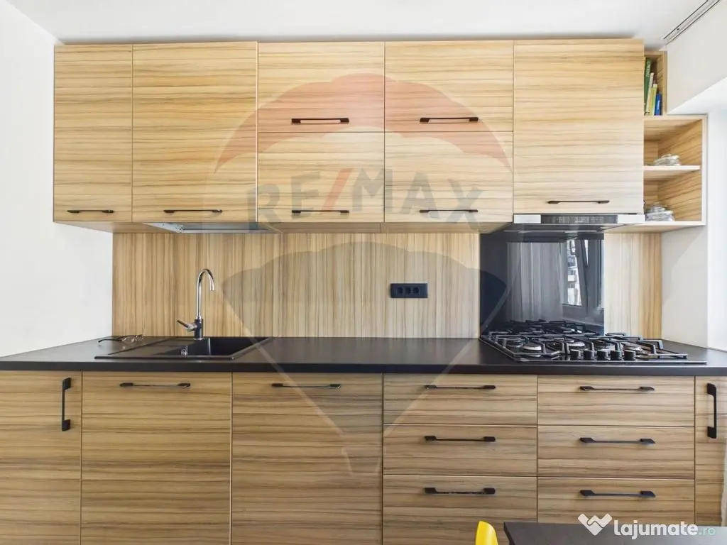 Apartament de vanzare, 3 camere ultra finisat, Bd. Unirii... 