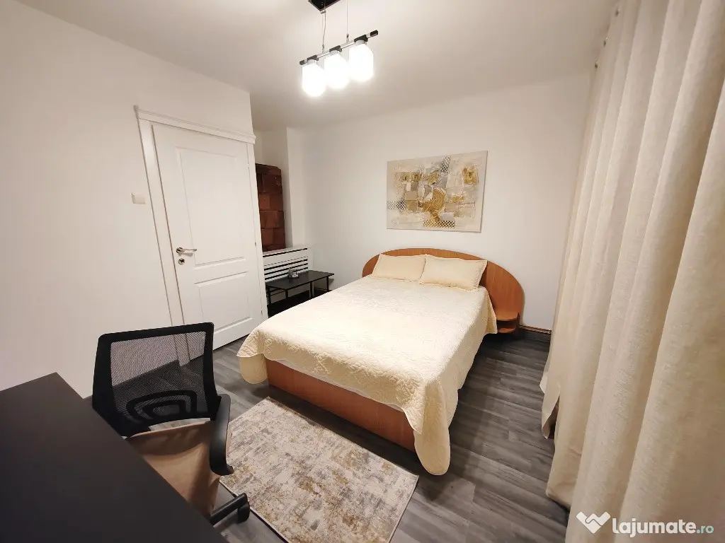 Apartament 2 camere si parcare in Precizia 