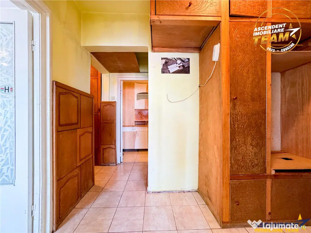 Film! Apartament cu 3 camere, decomandat, Ciucului, Sfantu G 