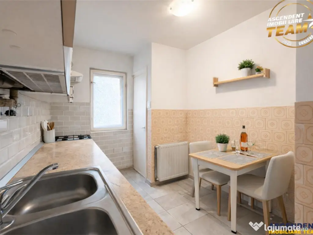 Film! Apartament cu 3 camere, decomandat, Ciucului, Sfantu G 