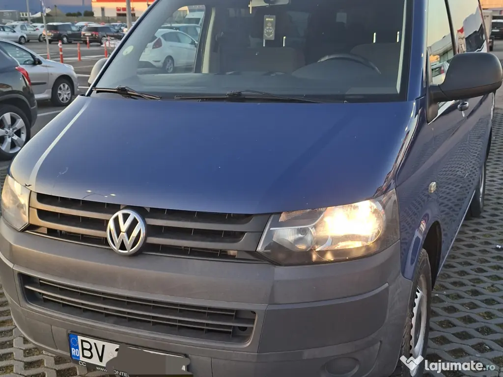Vand vw T5 7+1 locuri scurt 10500 euro 
