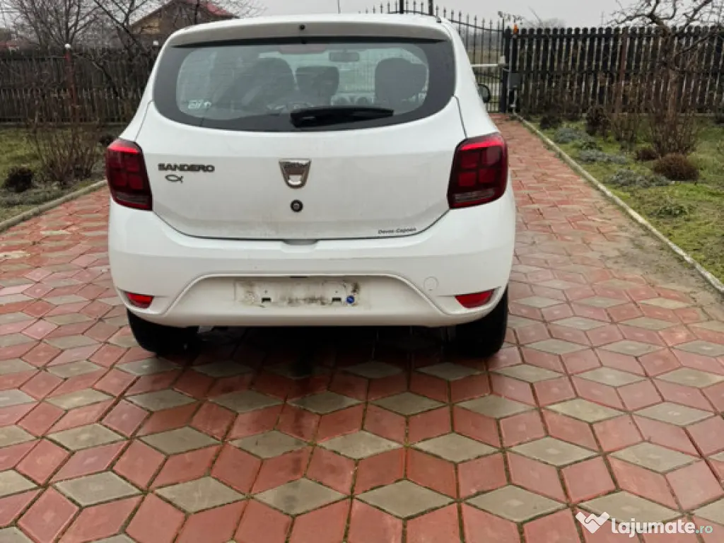 Dacia Sandero cu km reali recent adusă 