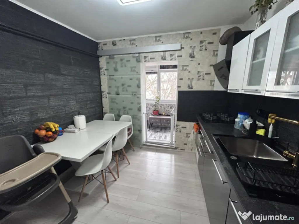 - Apartament LA CHEIE, Dorobantilor aproape de Bariera. Mobi 