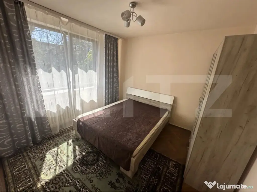 Apartament 2 camere, etaj 3, Centru, zona Piata Mare 