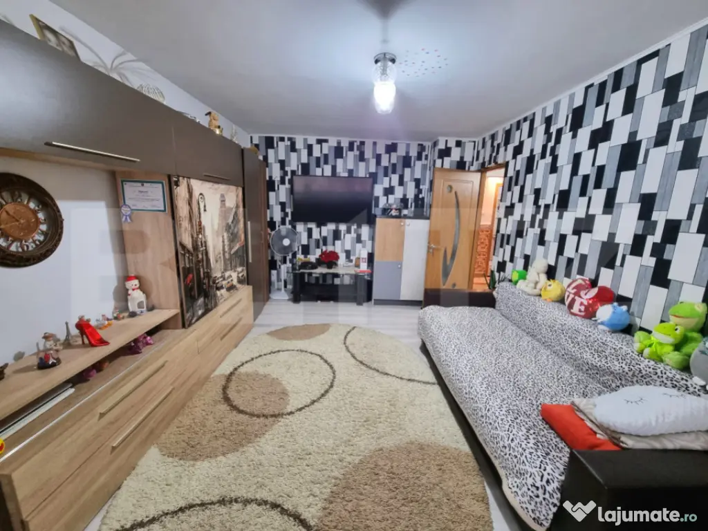 Apartament 4 camere, 90mp, decomandat, Lunca Cetatuii 