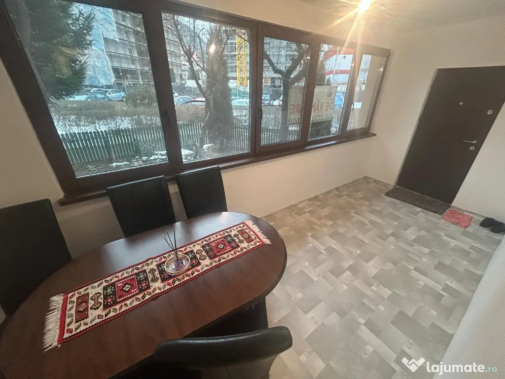 Apartament decomandat, 3 camere, 2 bai, spatios, finisaje premium! 