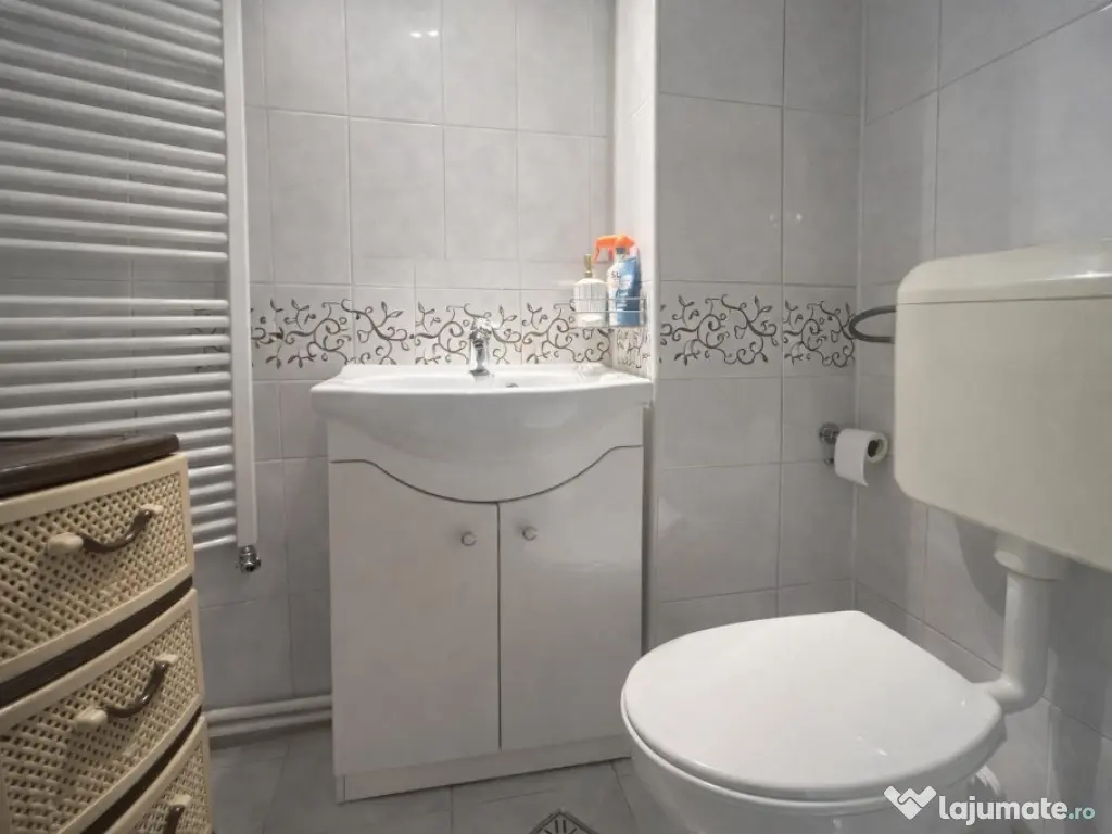 Apartament decomandat, 3 camere, 2 bai, spatios, finisaje premium! 