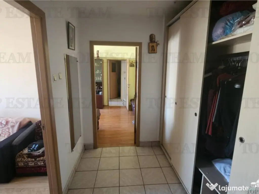 Apartament 3 camere metrou Gorjului (posibilitate centrala) 