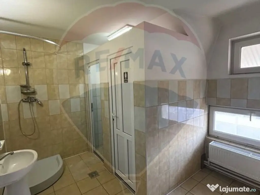 Spațiu comercial de 42.7mp de închiriat în zona Burdujeni 