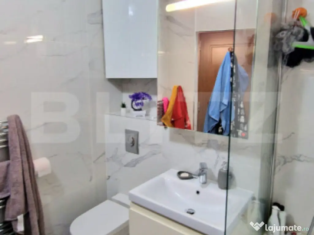 Apartament cu 3 camere, 69 mp, renovat, parcare, parter inal 