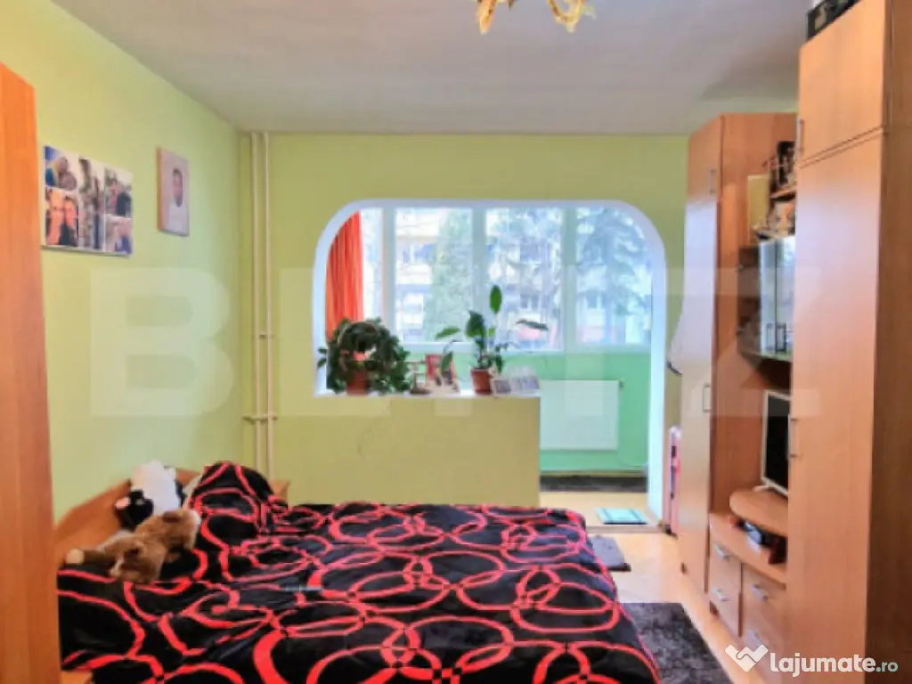 Apartament cu 3 camere, 69 mp, renovat, parcare, parter inal 