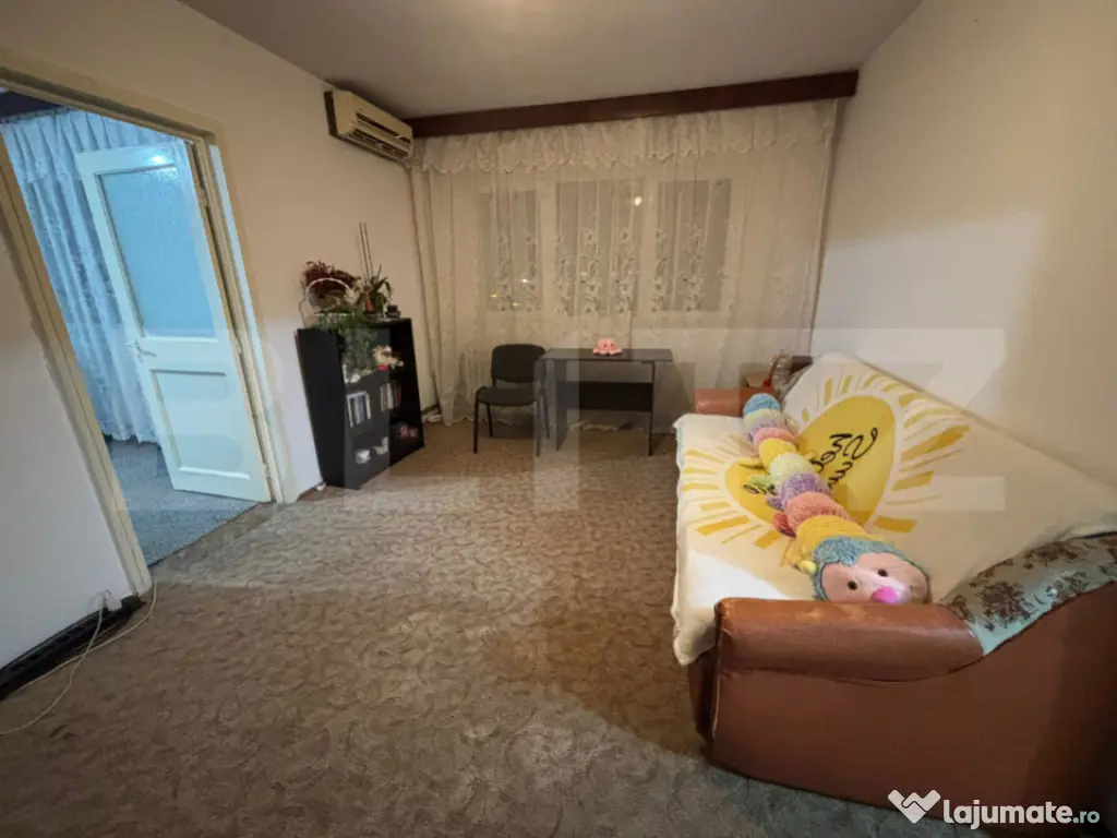 Apartament 3 camere, 56.06 mp, zona Podu Ros 