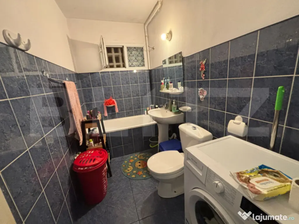 Apartament 3 camere, 56.06 mp, zona Podu Ros 