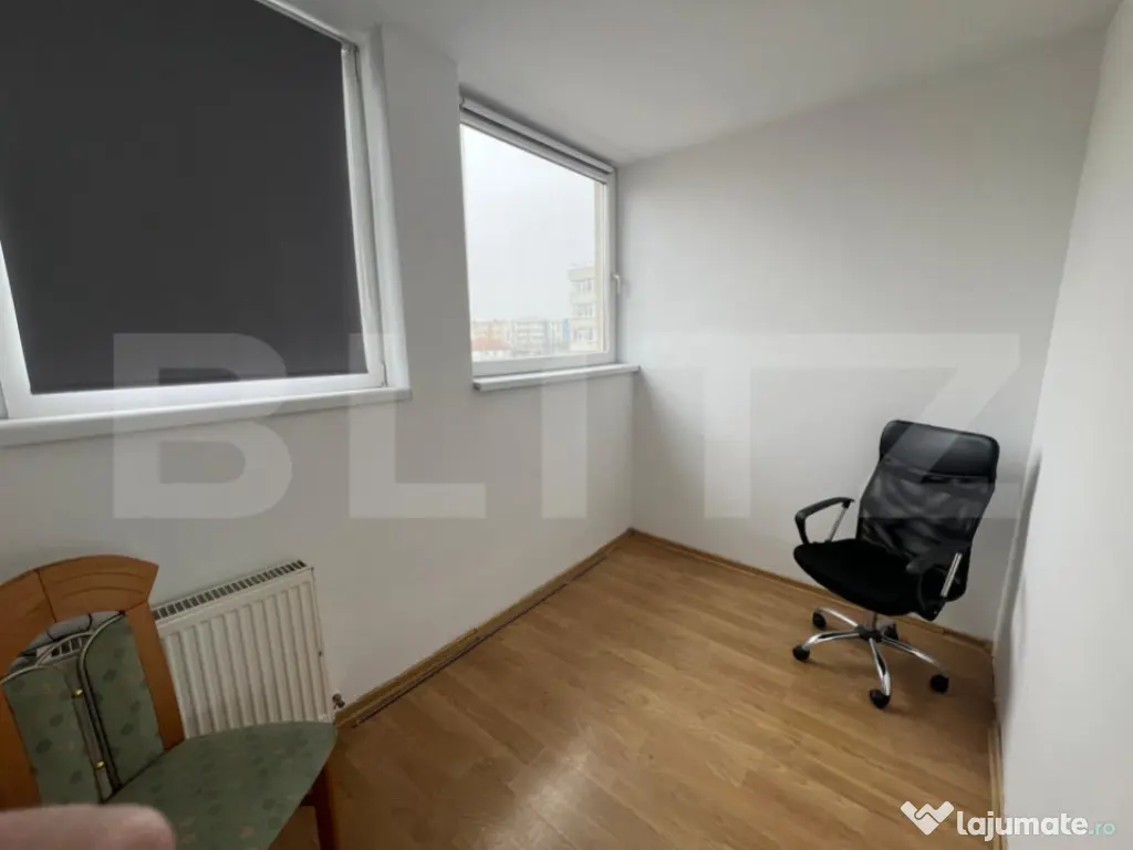 Spatiu birouri, 70 mp, etajul 2, centrala si aer, zona 1 Mai
