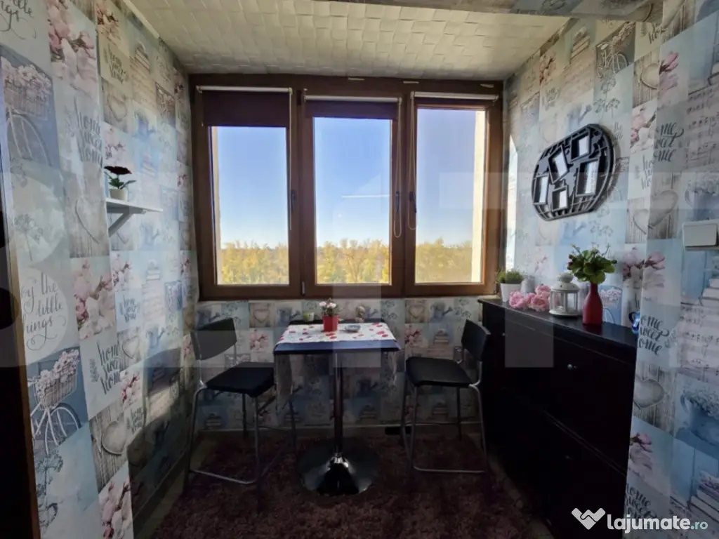 Apartament spațios 3 camere, 110 mp, pe malul Mureșului, v 