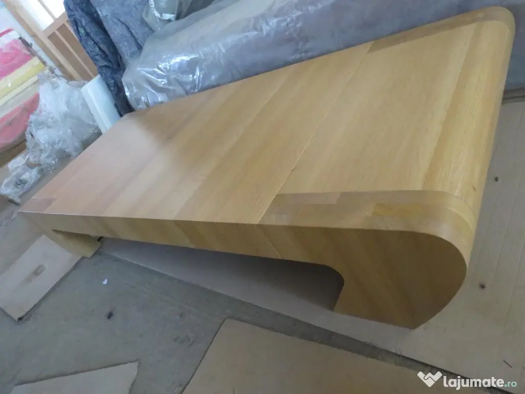 Fabrica de mobila lichideaza stoc de mobilier de lux