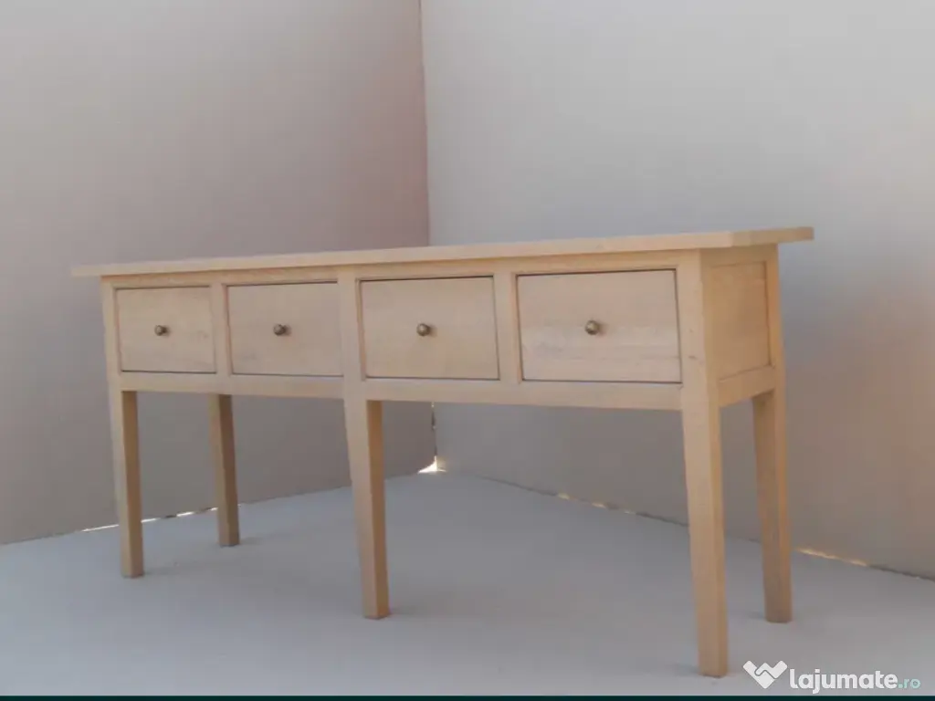 Fabrica de mobila lichideaza stoc de mobilier de lux