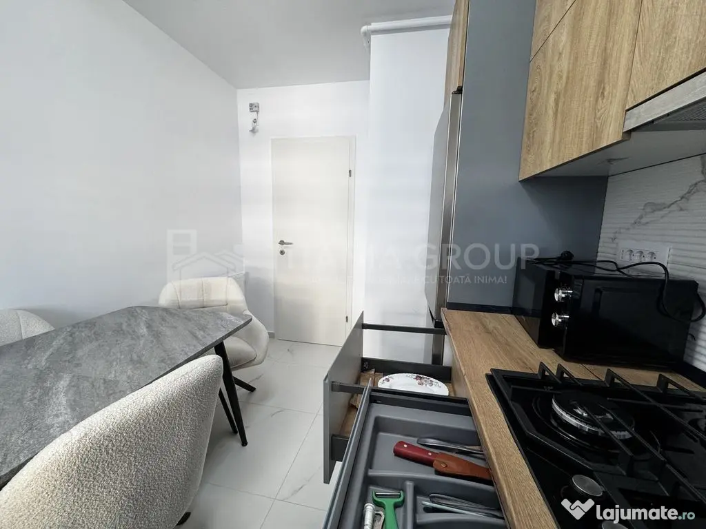 Prima inchiriere - apartament 3 camere decomandat, 2 băi... 