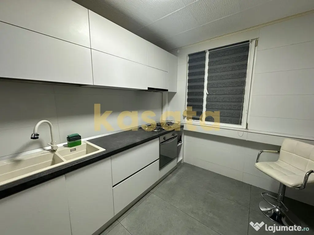 Apartament 3 Camere | Decomandat | Bloc Reabilitat | Gara... 