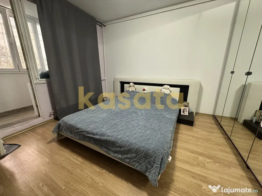 Apartament 3 Camere | Decomandat | Bloc Reabilitat | Gara... 