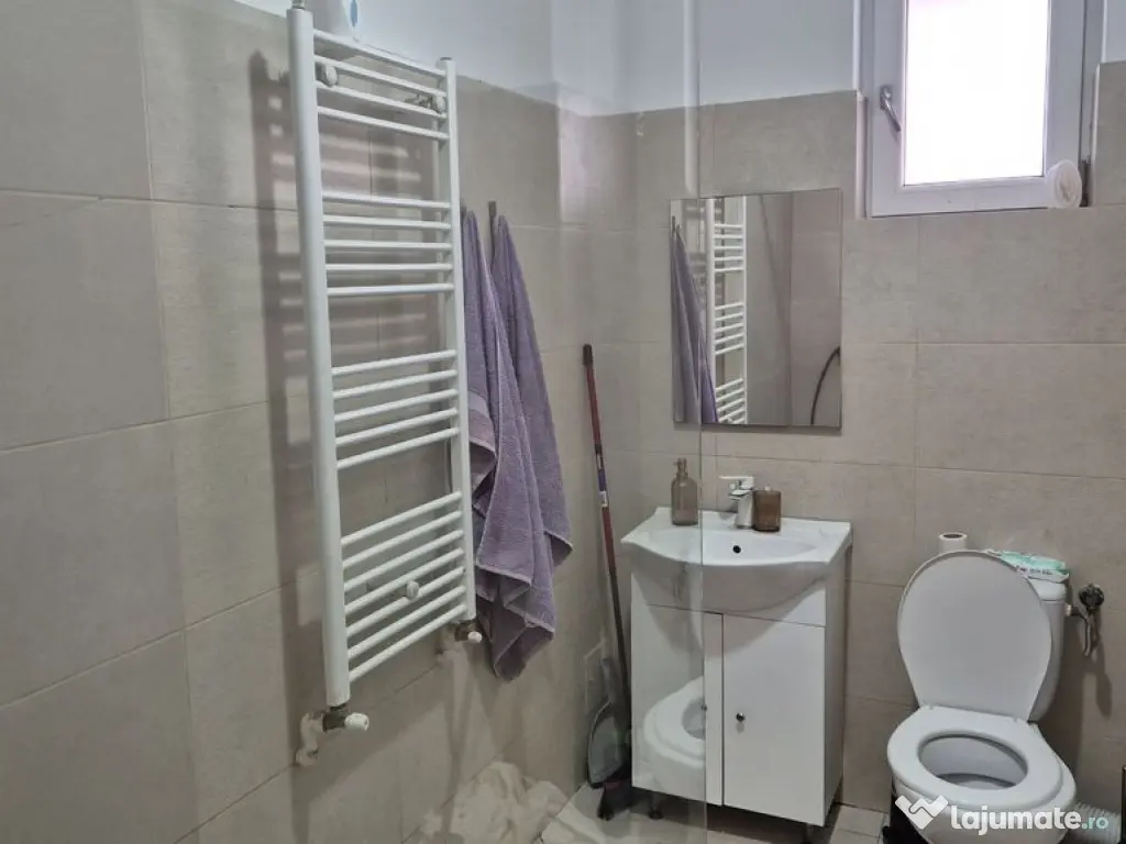 Garsoniera 33,30 mp - la 150 metri de plaja - Mamaia Nord 