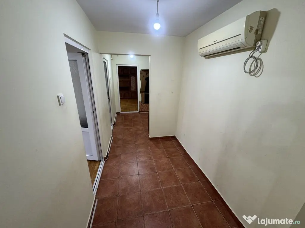 Apartament 3 camere zona Tomis Nord 