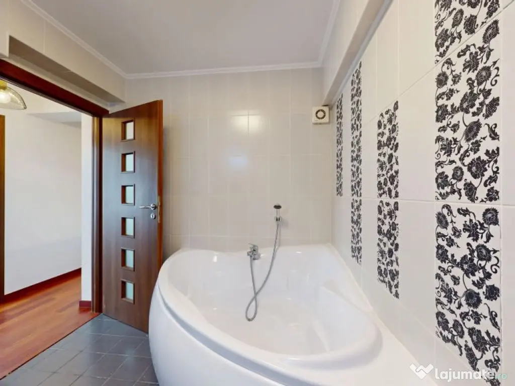 3 camere | Parcare | Confort Park