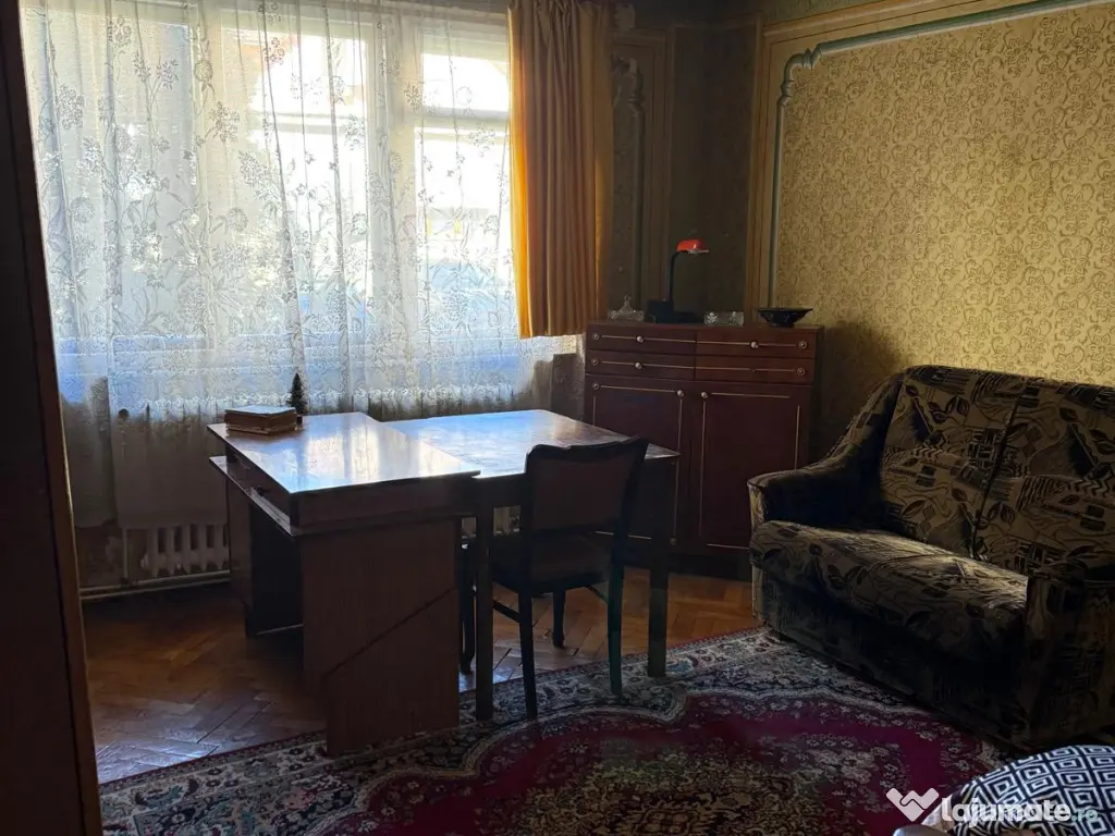 Apartament 3 camere, 63 mp, parter, zona 1 Decembrie – Bistrița