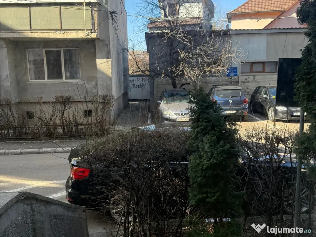 Apartament 3 camere, 63 mp, parter, zona 1 Decembrie – Bistrița