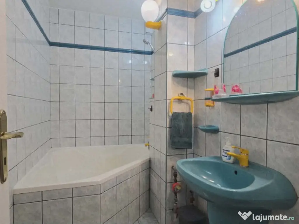 Ap 3 cam blvd Dacia de închiriat 