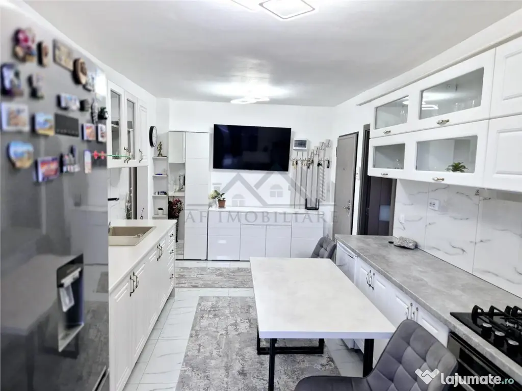 Apartament cu 3 camere de