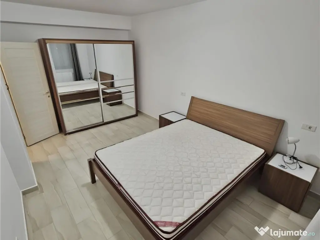 Apartament 2 Camere Decomandat cu Parcare - Coresi Tractorul 