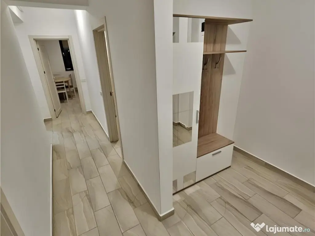 Apartament 2 Camere Decomandat cu Parcare - Coresi Tractorul 