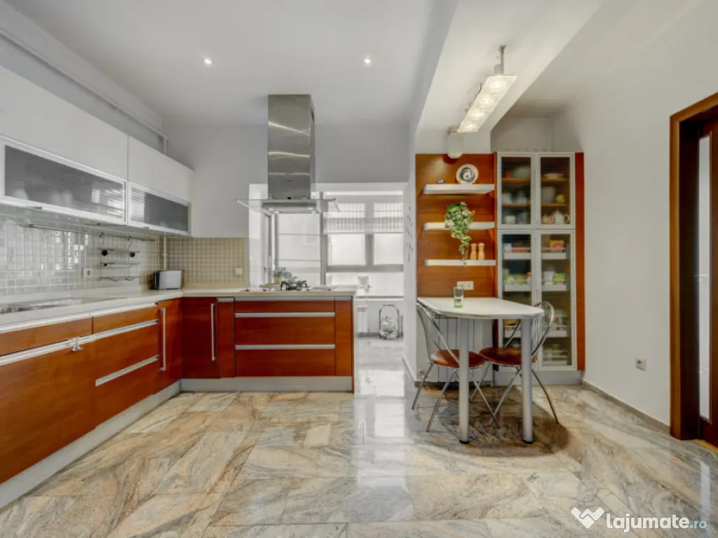 Detalii ce fac diferența | 4 camere | 171 mp, 3 terase | Bl 