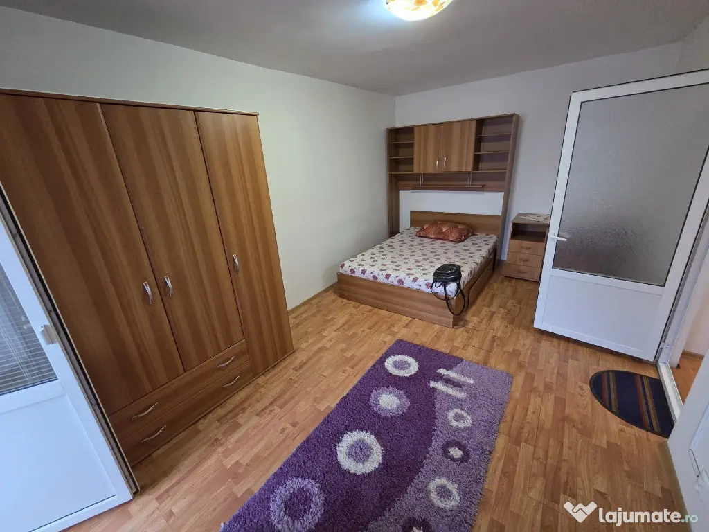 DE VANZARE - GARSONIERA- MARE- 36mp 