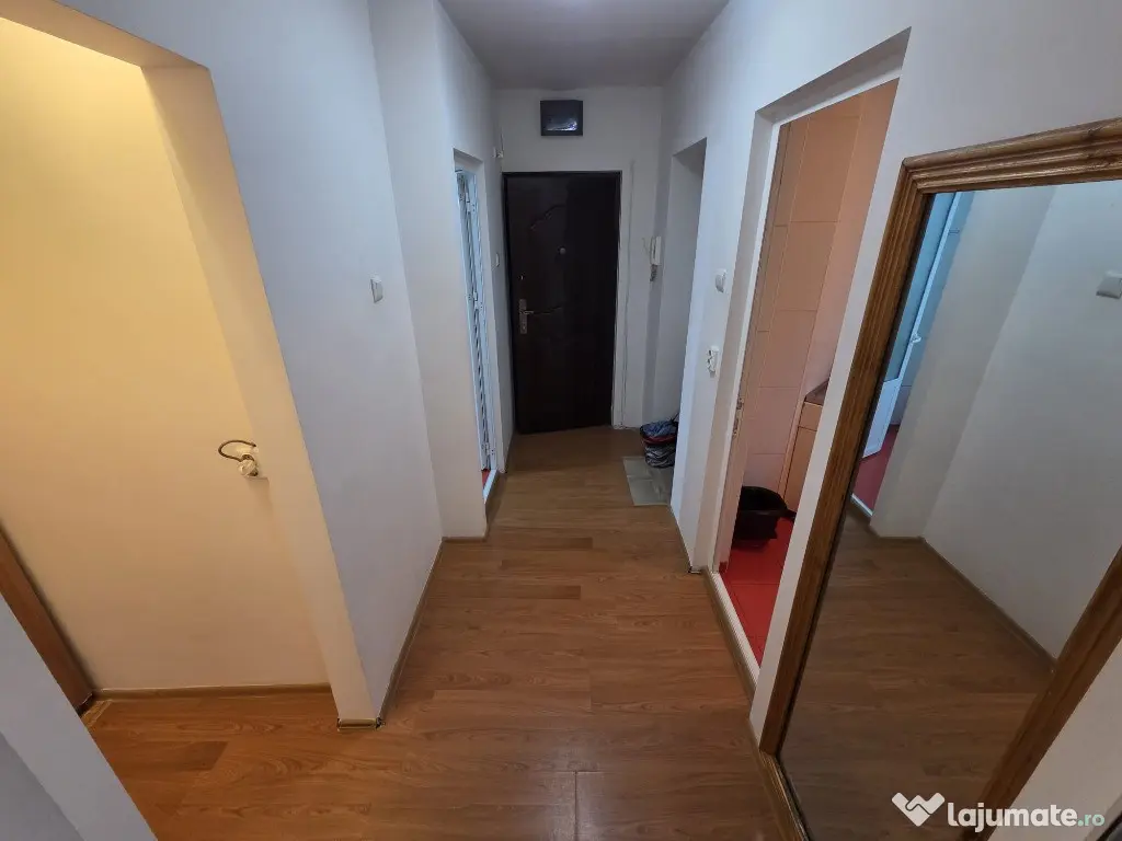 DE VANZARE - GARSONIERA- MARE- 36mp 