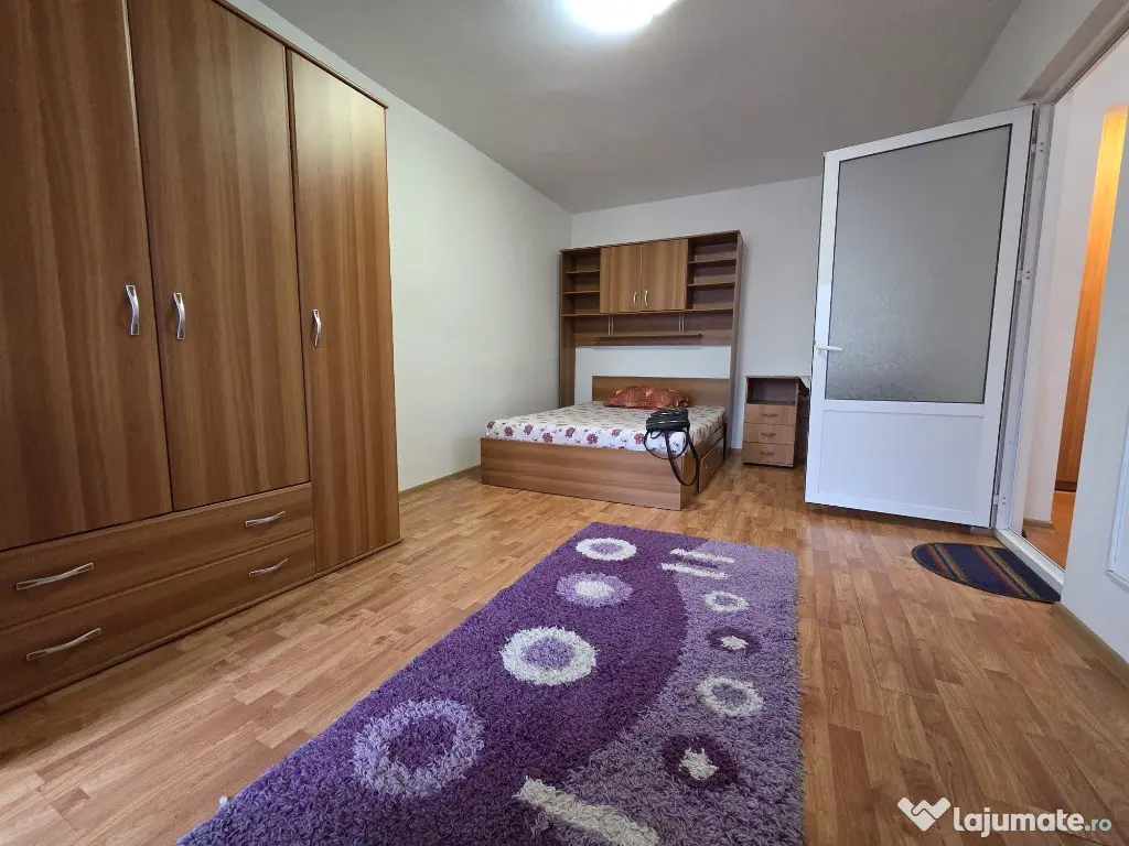 DE VANZARE - GARSONIERA- MARE- 36mp 