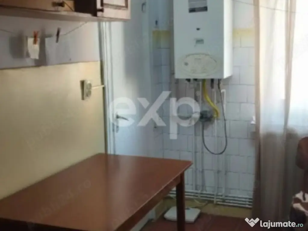 Apartament decomandat 2 camere Gavana 3 bloc 1982